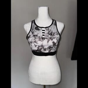 Hollister sports bra size small